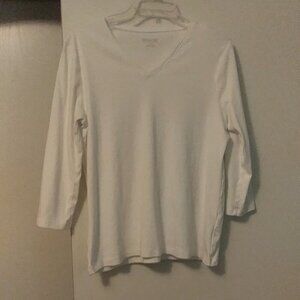 Women's White Pendleton V-neck Tee Shirt | Size Large